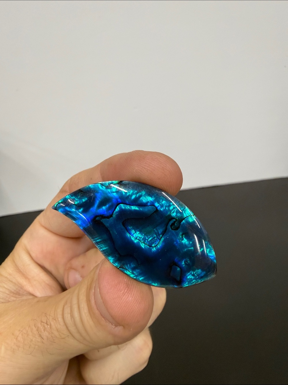 Vintage Genuine Abalone Shell Leaf Brooch – Blue Iridescent Mother of Pearl Pin
